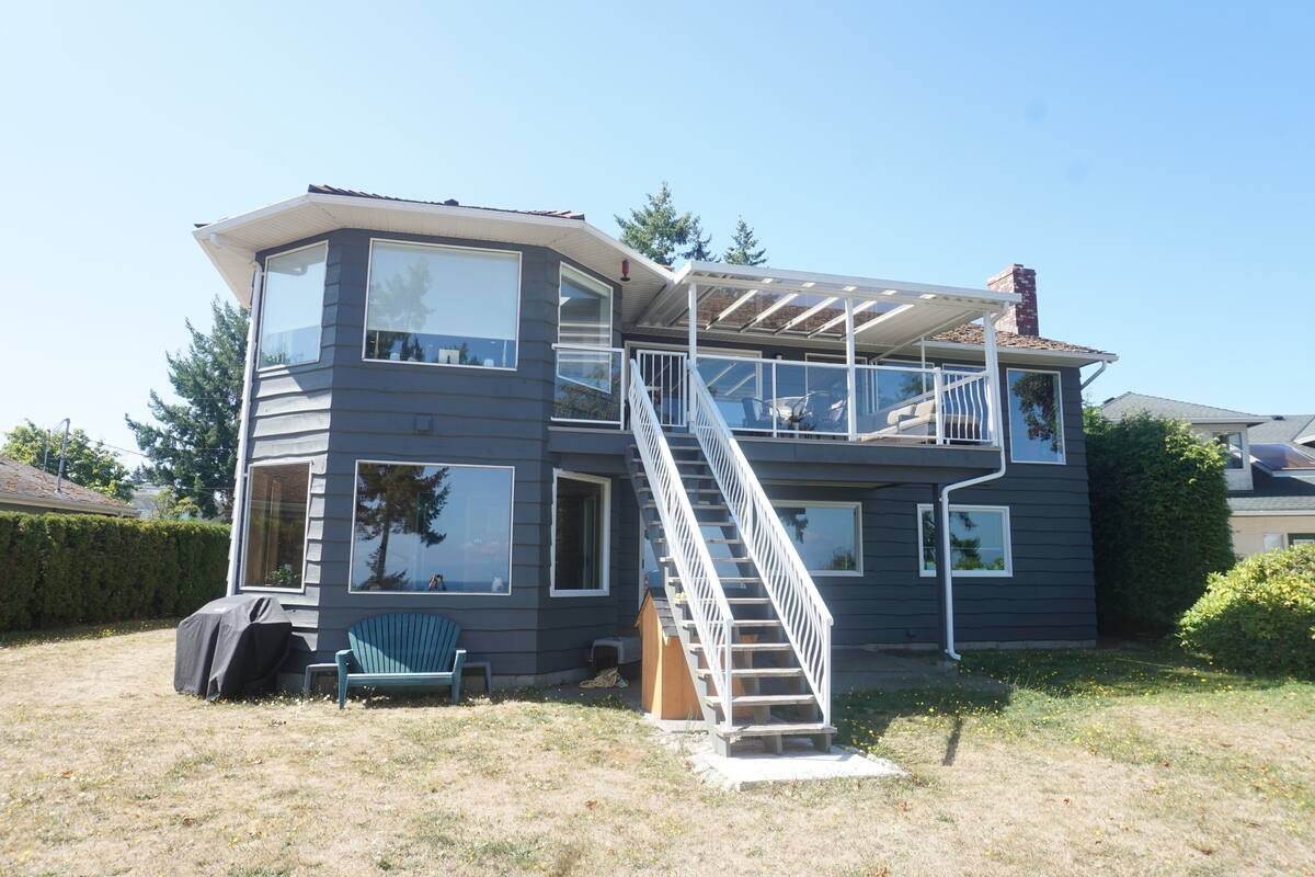 Parksville Bay Beach House